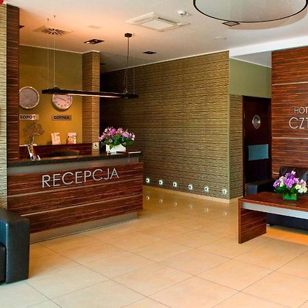 Hotel Cztery Brzozy Gdansk Kowale Kowale  エクステリア 写真