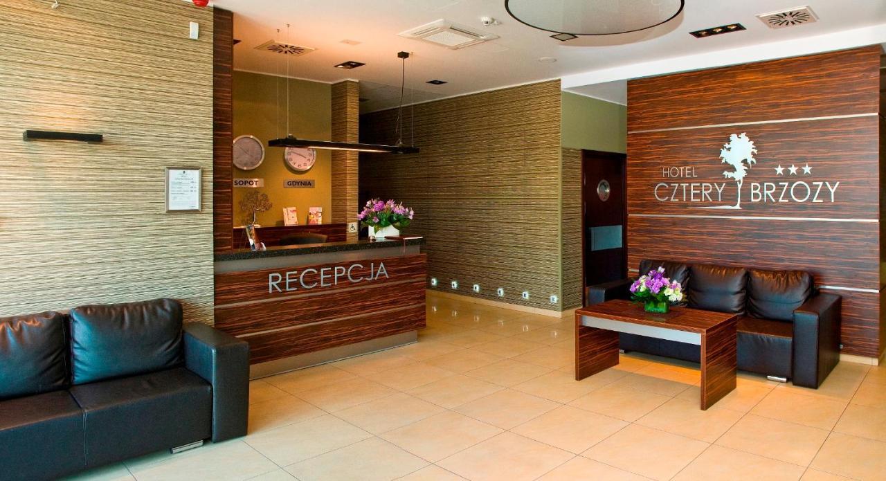 Hotel Cztery Brzozy Gdansk Kowale Kowale  エクステリア 写真