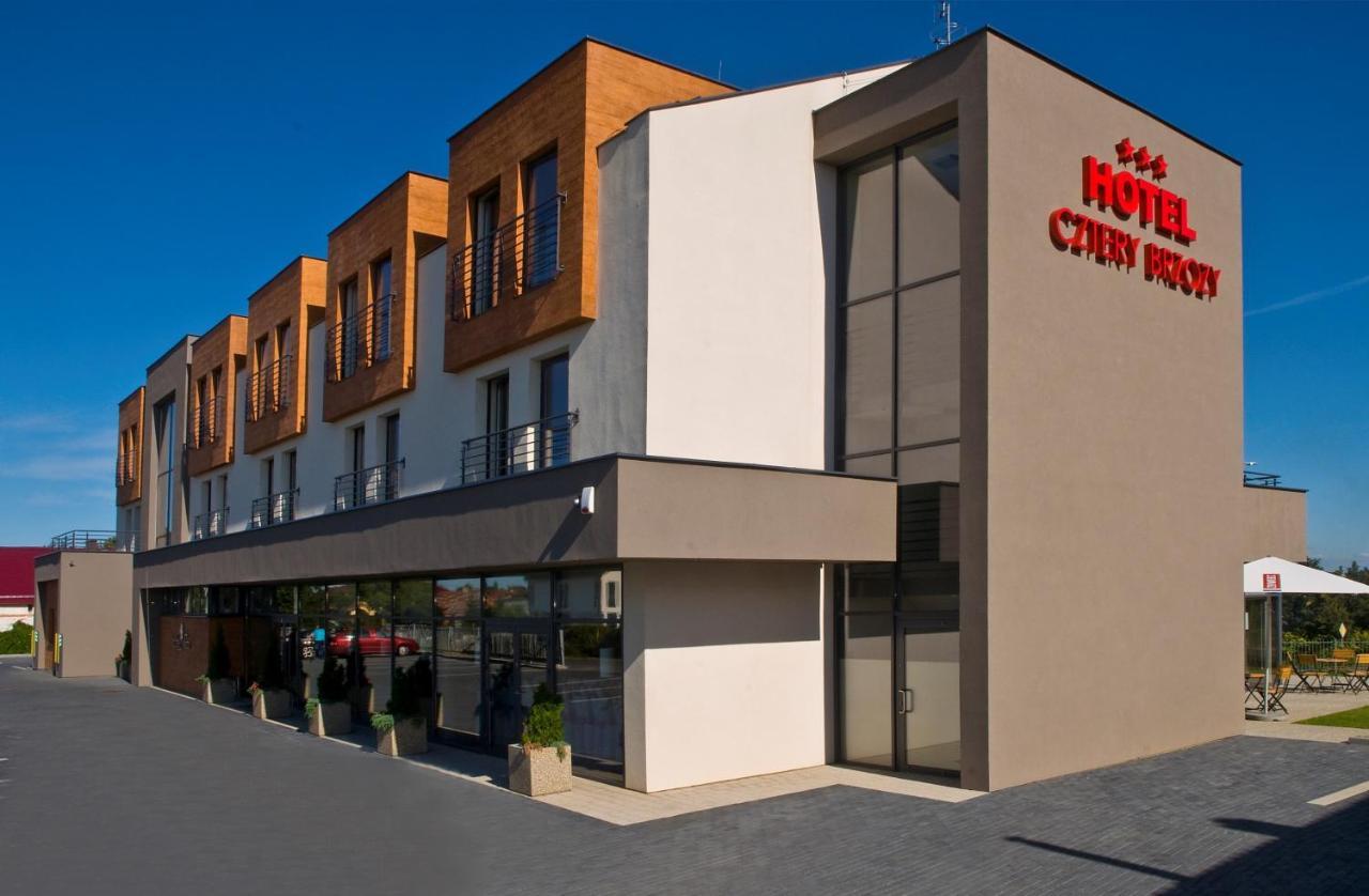 Hotel Cztery Brzozy Gdansk Kowale Kowale  エクステリア 写真